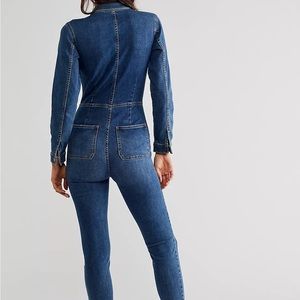 Brand New Free People Lennox jumpsuit/size medium long/Denim